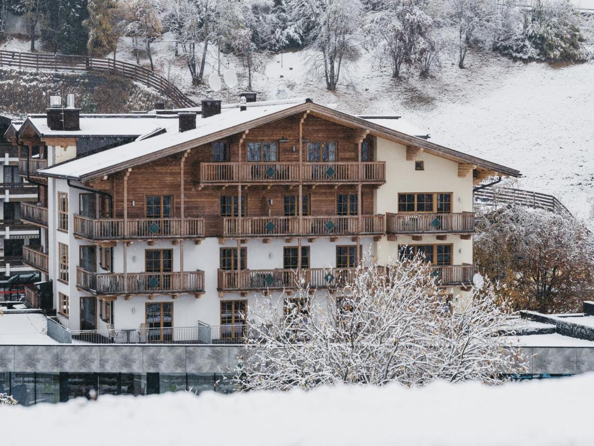 Residence Kristall By Vaya Inklusive Joker Card Saalbach-Hinterglemm Bagian luar foto